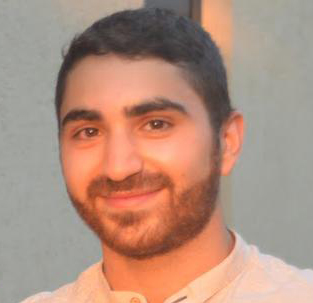 a picture of Lidor Blustein smiling